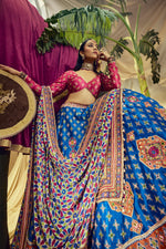 Load image into Gallery viewer, Jharokha Mirrorwork Lehenga set