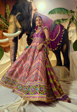 Load image into Gallery viewer, Jharokha Mirrorwork Anarkali set